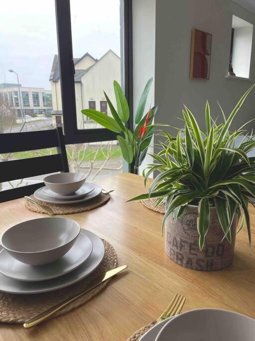 Entire Apartment , Centre Carrick on Shannon Eksteriør bilde