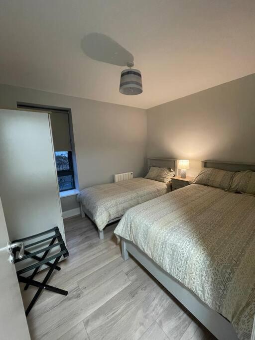 Entire Apartment , Centre Carrick on Shannon Eksteriør bilde